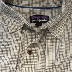 Patagonia Men's Grid Pattern Shirt - gray and White